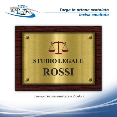 Targhe personalizzate con base in legno in ottone scatolato - incisione a 2 colori