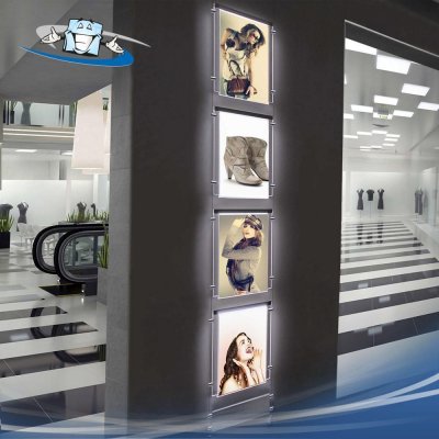 Fly shine panel light - Espositori luminosi a LED porta informazioni e tasche monofacciali personalizzabile con loghi e slogan