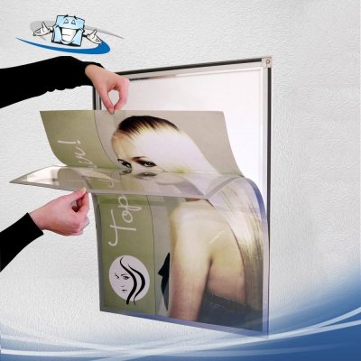 Magnedoor slim - Cornice per poster a chiusura magnetica con personalizzazione inclusa