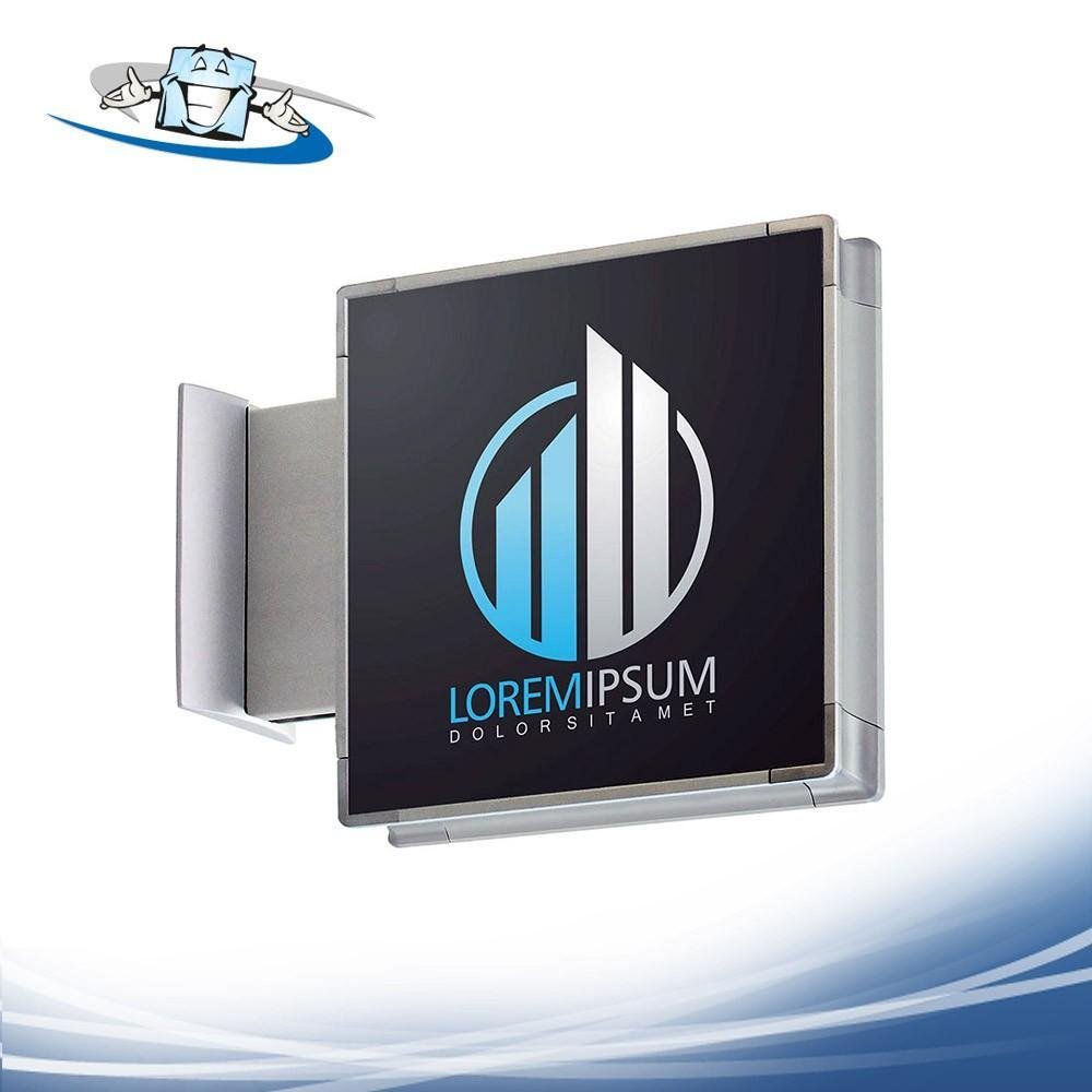 Signcode plus flag - Segnaletica bifacciale a bandiera in alluminio in varie misure