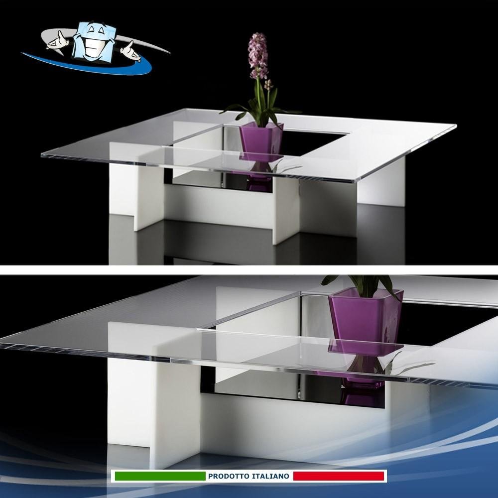 Tavolino in plexiglass dal design elegante e moderno